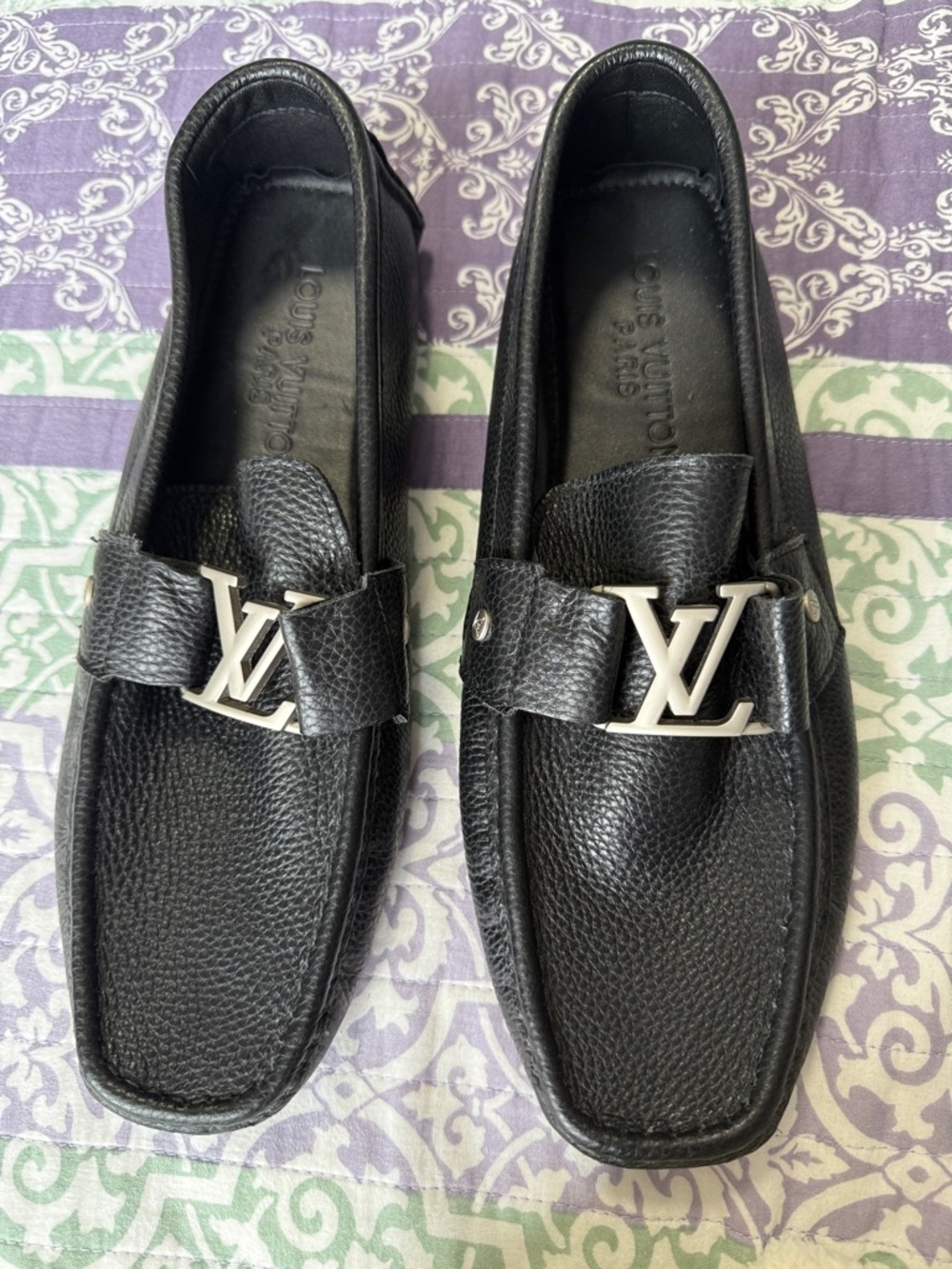 Louis Vuitton Black Pebbled Leather LV Buckle Loafers